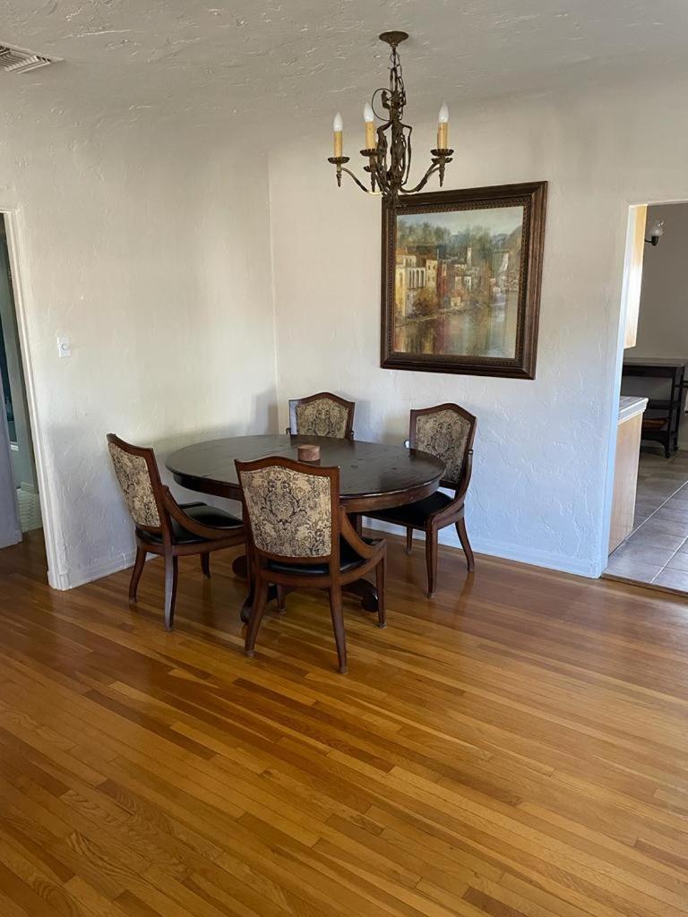 לוס אנג'לס House, Walking Distance From Universal Studios מראה חיצוני תמונה